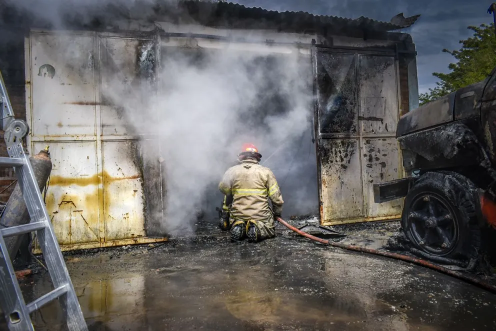 Se conoció el origen del incendio en el galpón que destruyó varios bienes