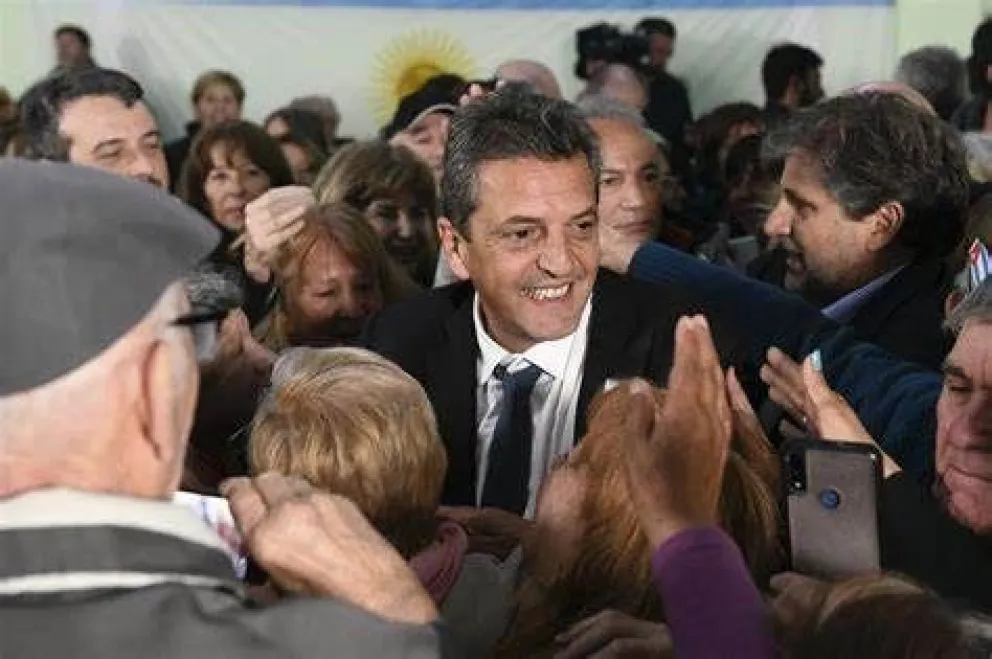 Massa anunció que buscará darle una "jubilación digna" a las "víctimas de las AFJP"