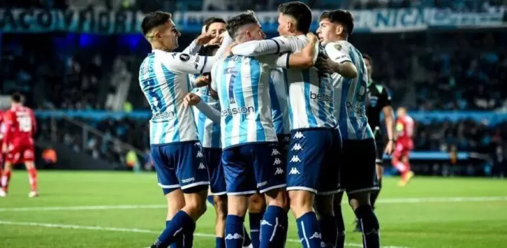 Racing recibe Central Córdoba: horario, por dónde verlo y formaciones