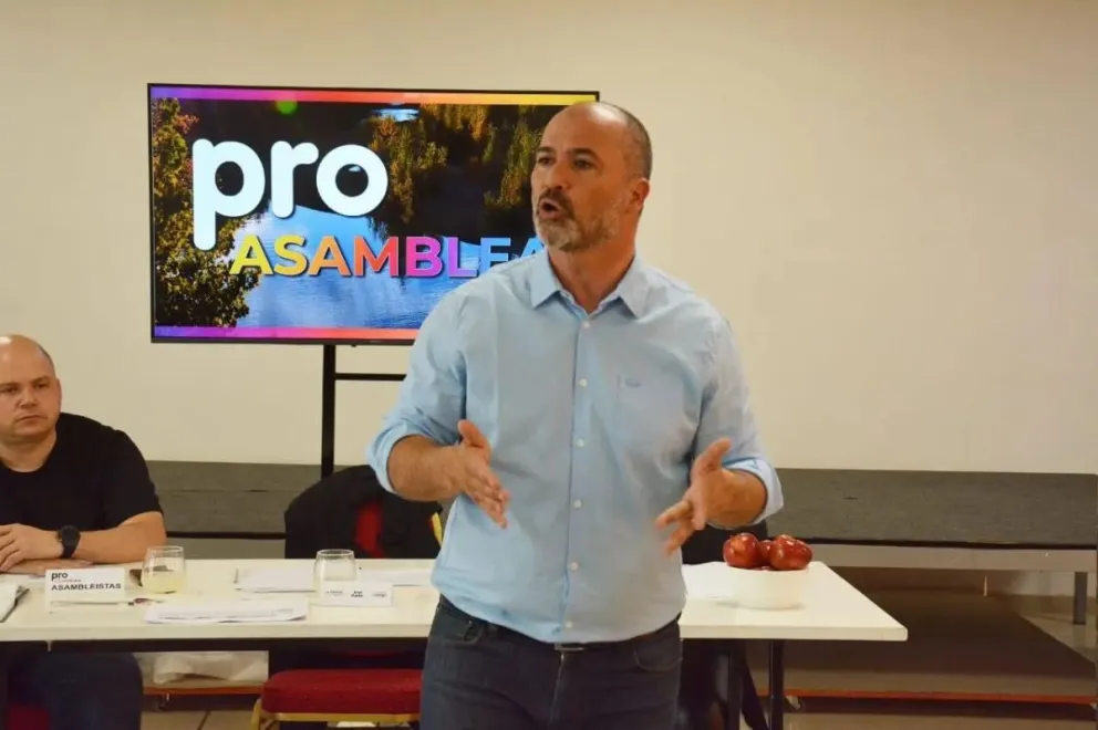 El fin justifica los medios: el PRO rionegrino toma la motosierra y apoya a Milei