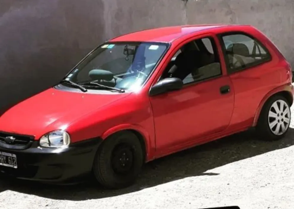 Robaron un auto en Patagones y las cámaras lo tomaron cruzando a Viedma: el desesperado pedido de su propietaria 