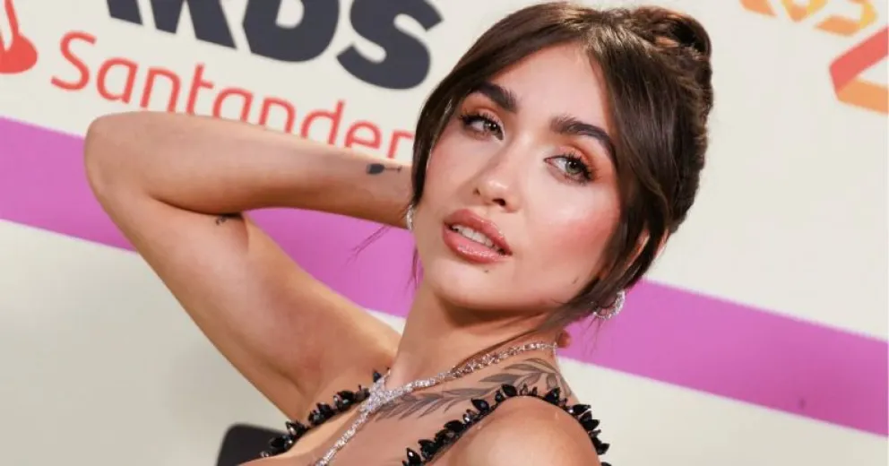 María Becerra se enfrenta a duras críticas tras su mal desempeño en Madrid