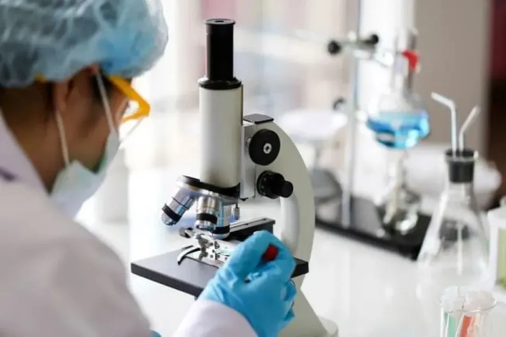 Los bioquímicos implementarán copagos a partir de los $3000 para pacientes de prepagas