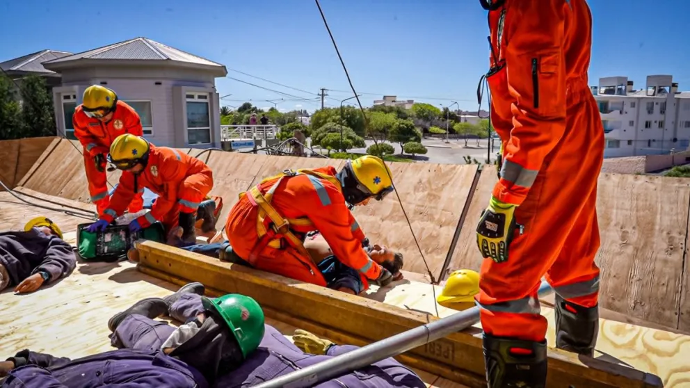 Las Grutas tuvo su primer simulacro de accidente y rescate en tiempo real