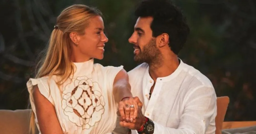 Los impactantes looks de Nicole Neumann y Manu Urcera en su boda