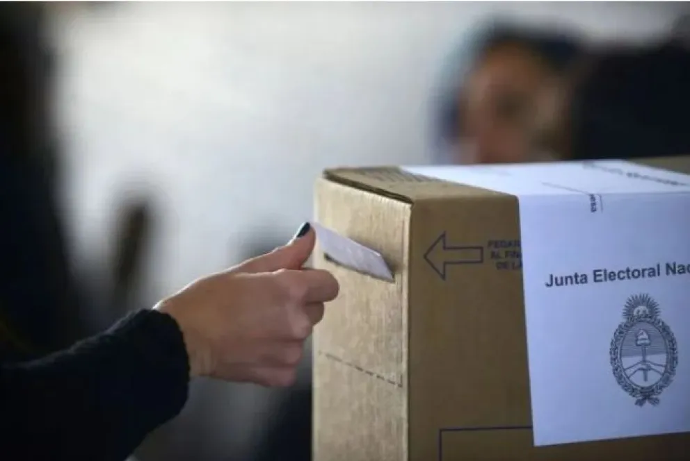 Elecciones: a qué hora se darán a conocer los resultados del balotaje presidencial 