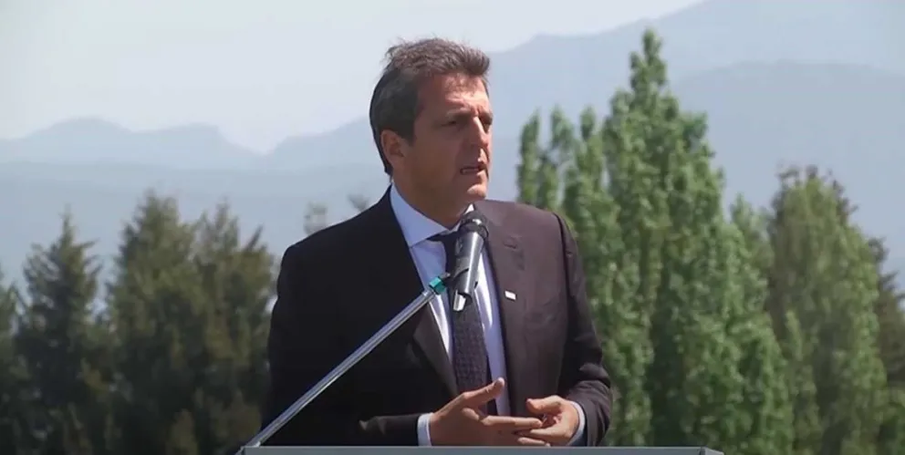 Sergio Massa le contestó a Milei sobre los tosedores en el debate: “A diferencia de otros, la tos no me incomoda”