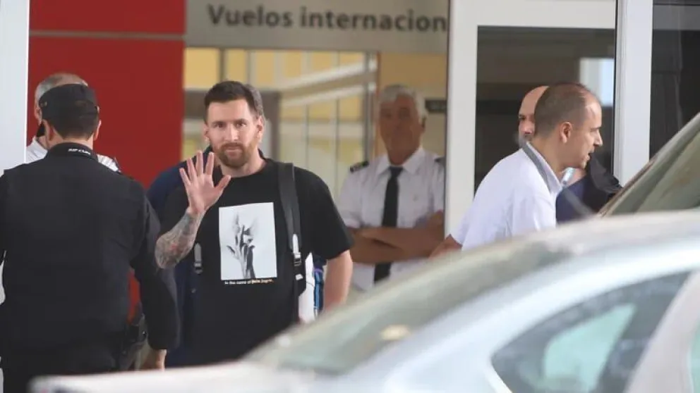 Lionel Messi llegó a la Argentina para disputar la doble fecha de Eliminatorias