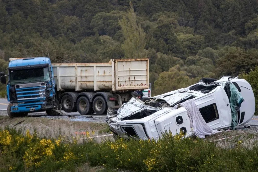 Ruta 40: seis muertos por un accidente vial donde viajaban turistas desde Bariloche