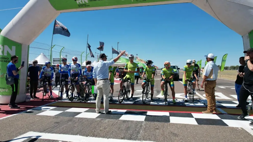 Comenzaron los Juegos de la Araucanía y Viedma es sede de dos disciplinas