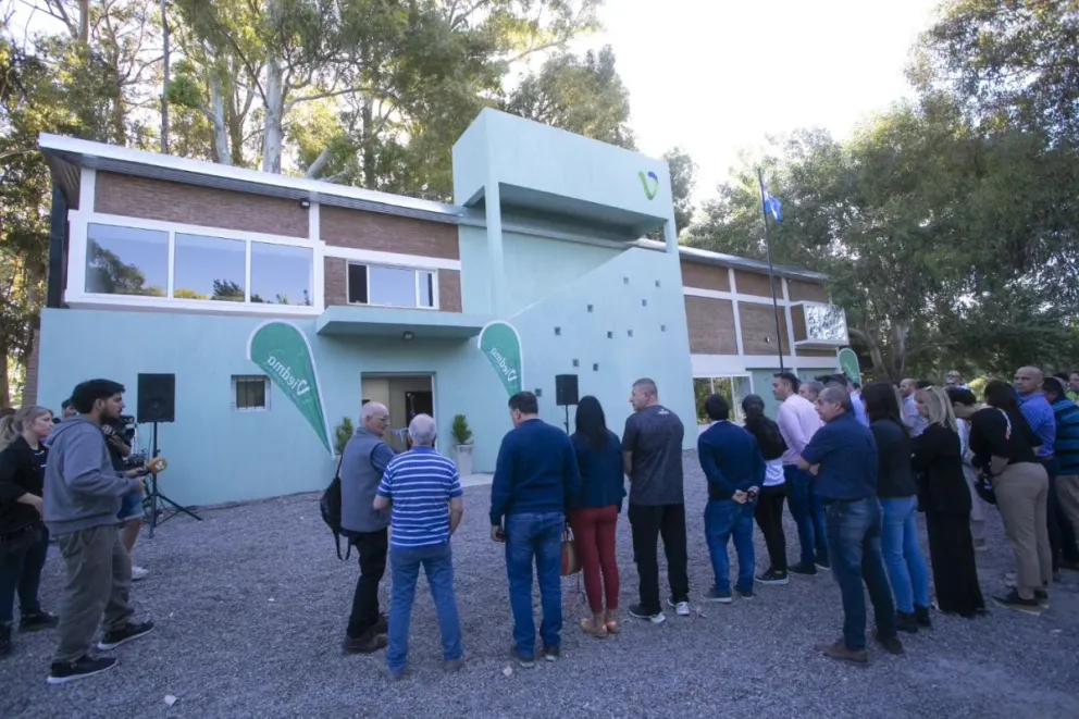 La comunidad viedmense ya cuenta con el Albergue Deportivo Municipal 