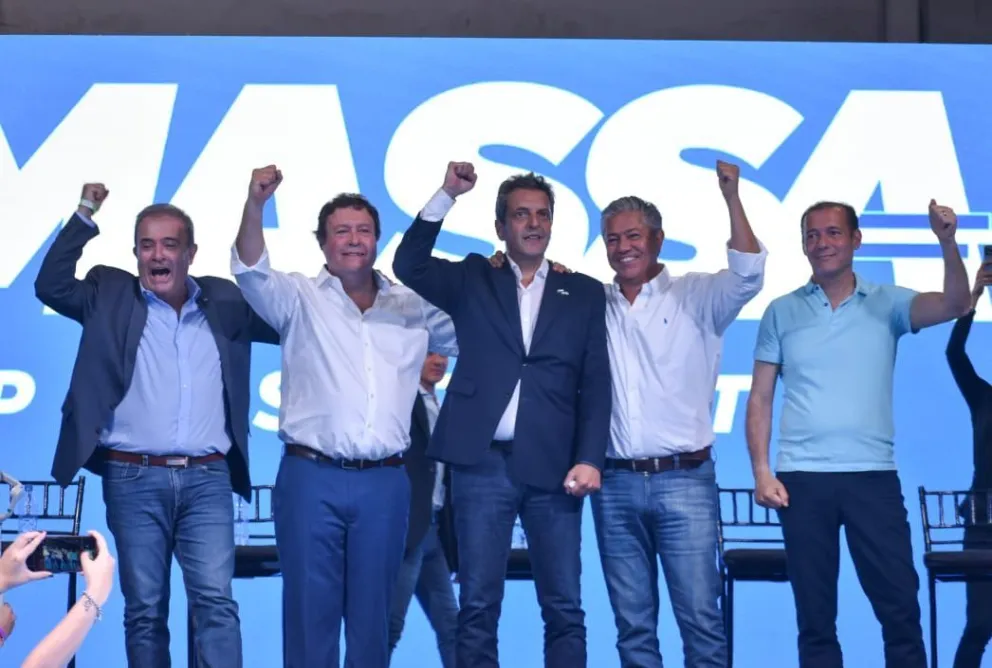 Massa defendió los recursos de Río Negro y anunció el retorno de la tarifa Comahue