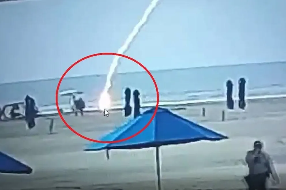 Colombia: una mujer murió tras ser alcanzada por un rayo