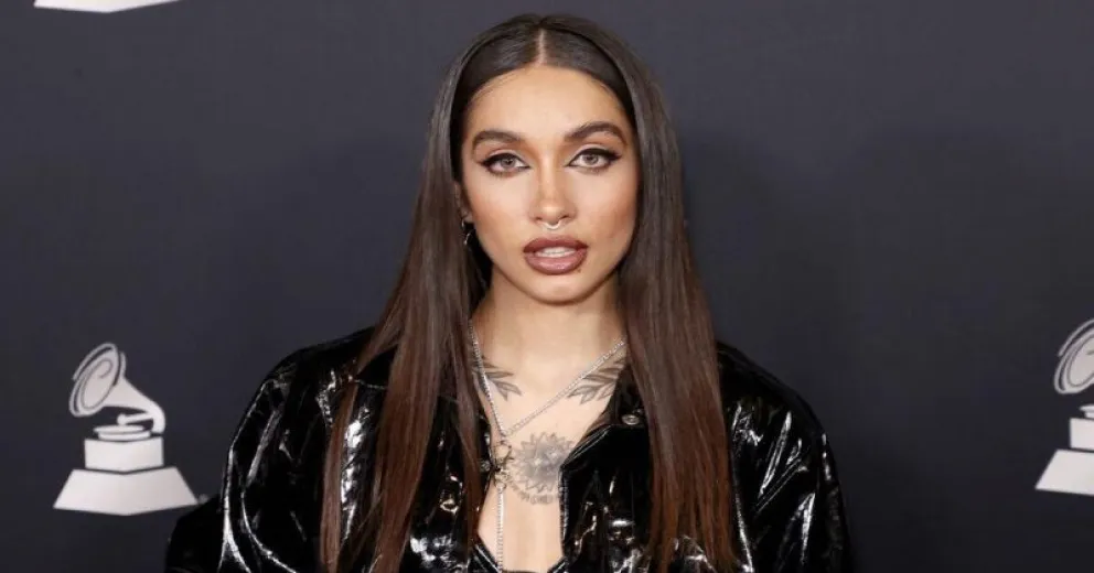 El misterioso ritual de María Becerra para limpiar las malas energías