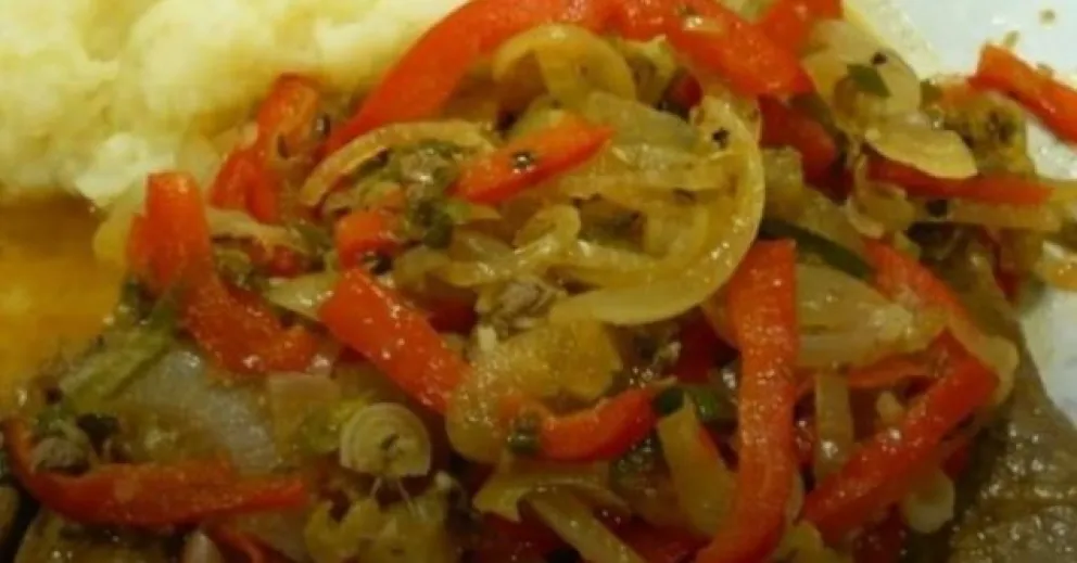 La historia de las comidas de lujo en la cárcel: un bife a la criolla que se hace agua en la boca