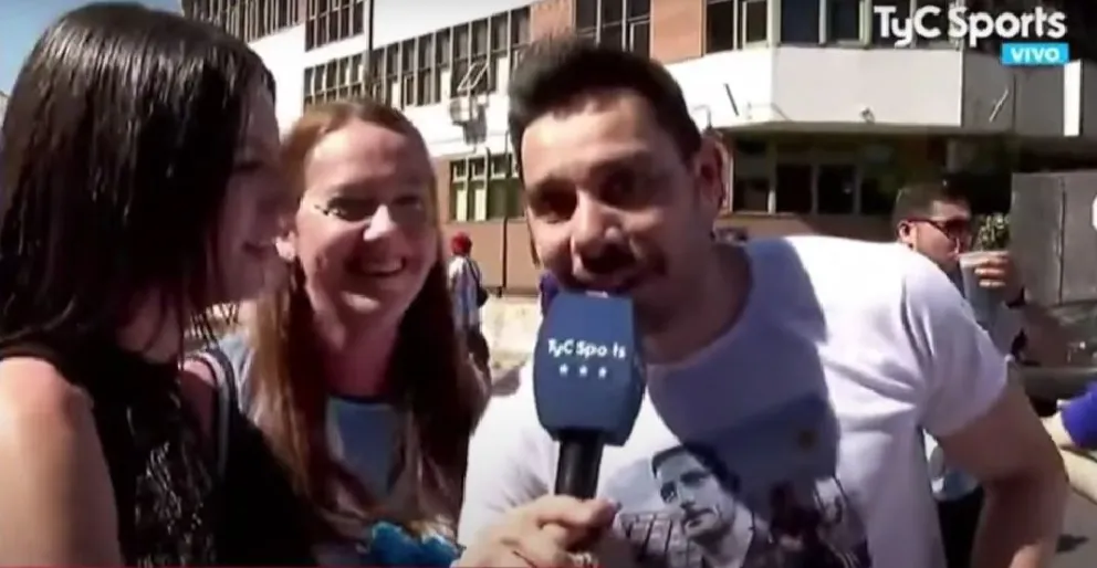 Viedmenses y maragatos coparon La Bombonera en el partido de La Selección contra Uruguay