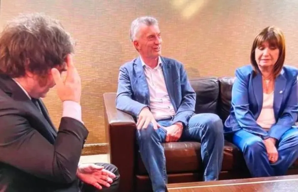 La primera foto de Milei con Macri tras su triunfo en las elecciones