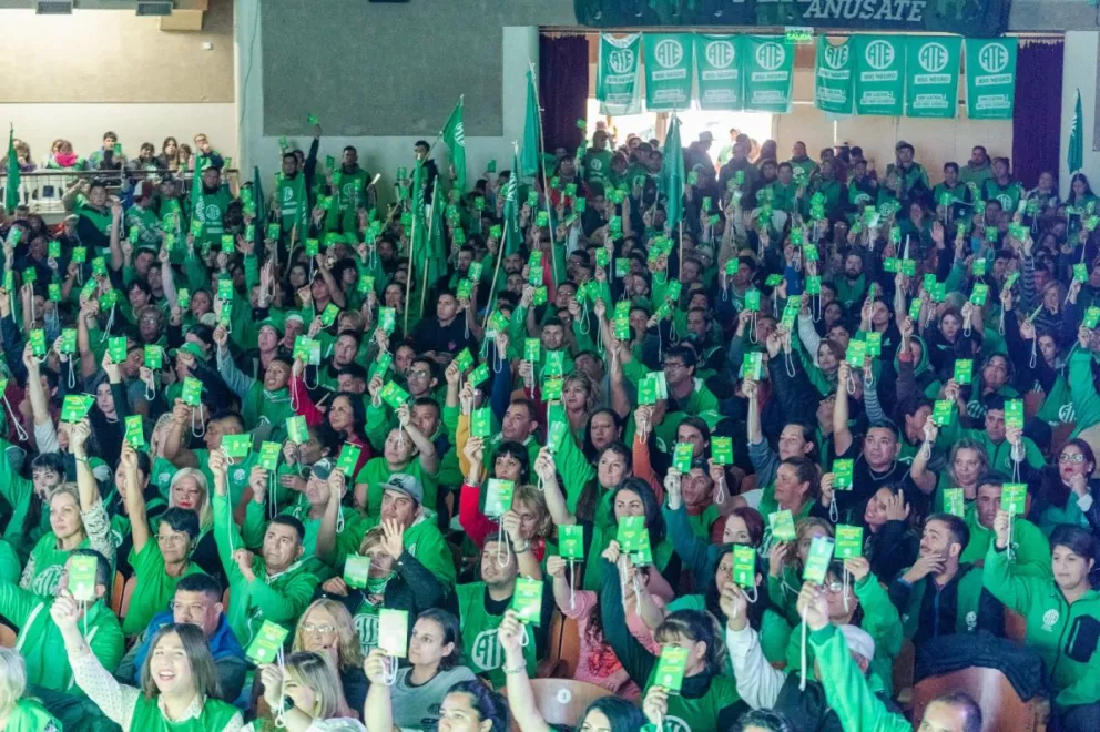 ATE aceptó por mayoria el 8,3% de aumento salarial de noviembre