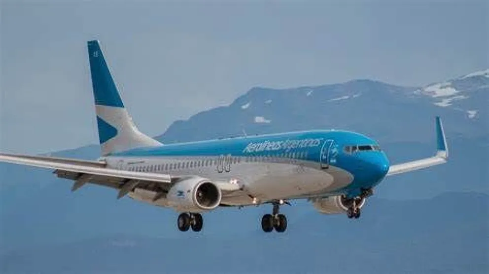 Aumento: los pasajes de Aerolíneas Argentinas subieron un 20% en todos los destinos del país