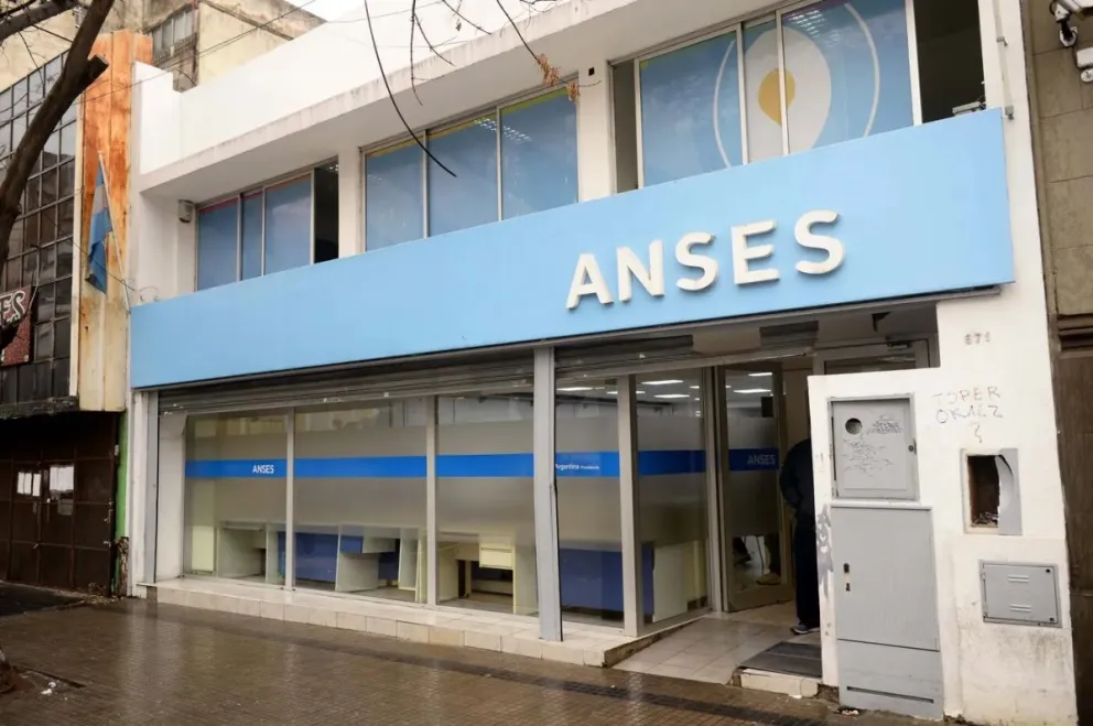 Calendario de pagos de ANSES: quiénes cobran el viernes 24