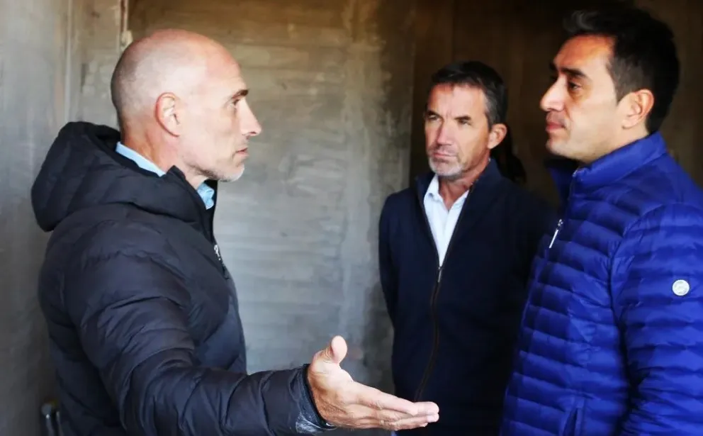 Echarren sobre el plan de Milei: “El Estado se va a llenar de juicios de obras que están en ejecución”