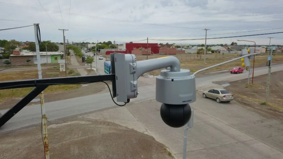 Viedma recibe más cámaras de seguridad y lectoras de patentes