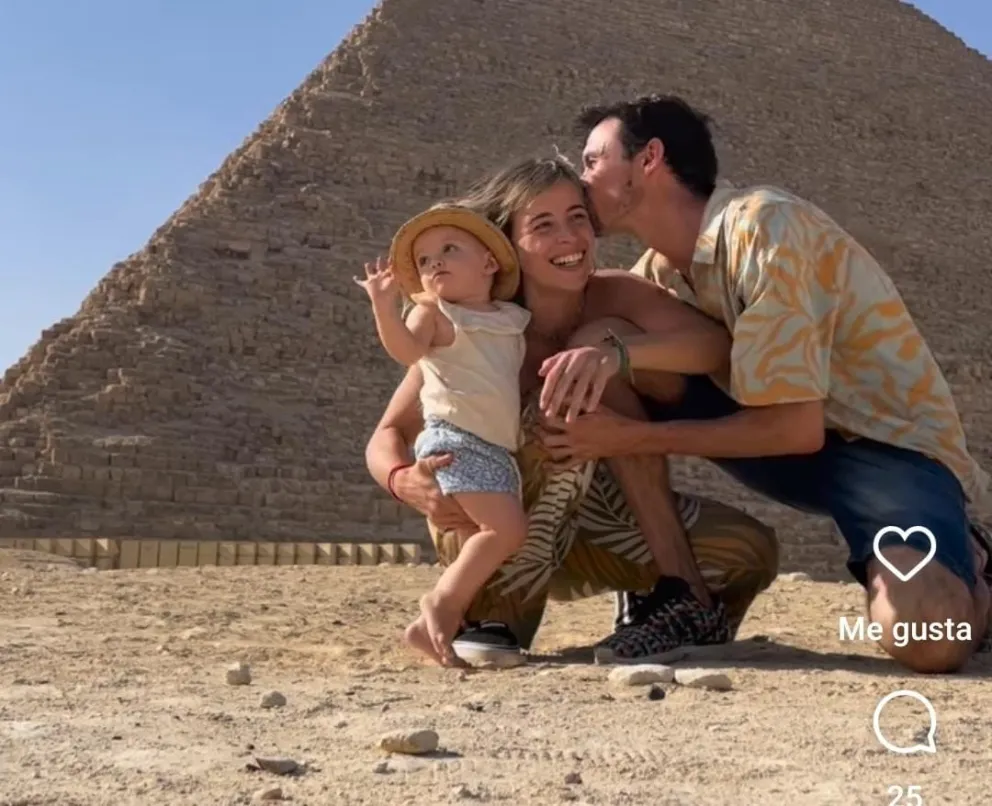 Viajan por el mundo con una nena de 2 años y no creen en el sistema escolar