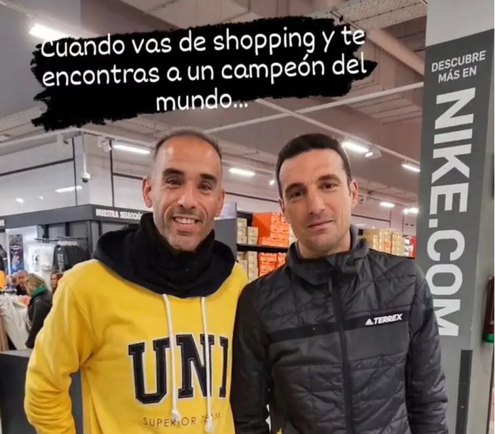 Un viedmense que vive en Mallorca se encontró con un vecino ilustre