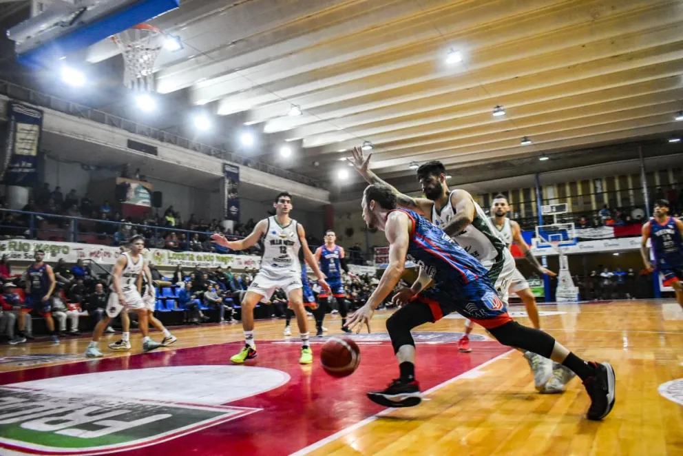 Deportivo Viedma ya tiene rival para los cuartos de final: se medirá ante Villa Mitre