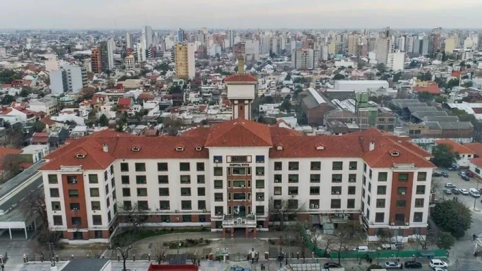 Una adolescente jugaba con rifle de aire comprimido y recibió un tiro en la nuca