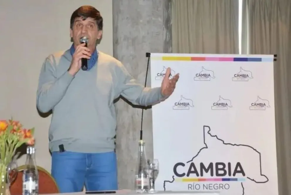 Legislador electo del ARI: "El partido tomó la decisión de tener autonomía parlamentaria"