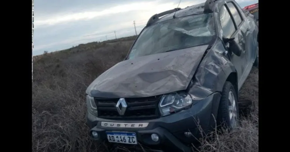 Vuelco camino a San Blas: dos tripulantes fueron trasladados a Patagones