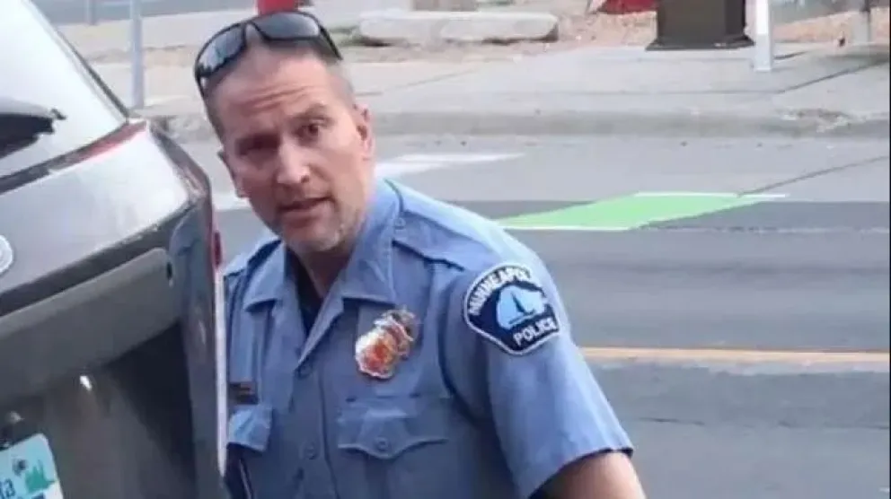 El asesino de George Floyd fue acuchillado 22 veces en la cárcel por otro recluso 