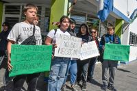 Alumnos de la ESFA reclaman en Educación por la reducción en el transporte: “Que nuestros derechos se cumplan”