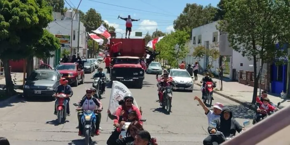 Villa del Carmen vivió una fiesta: el club se coronó campeón en tres categorías 