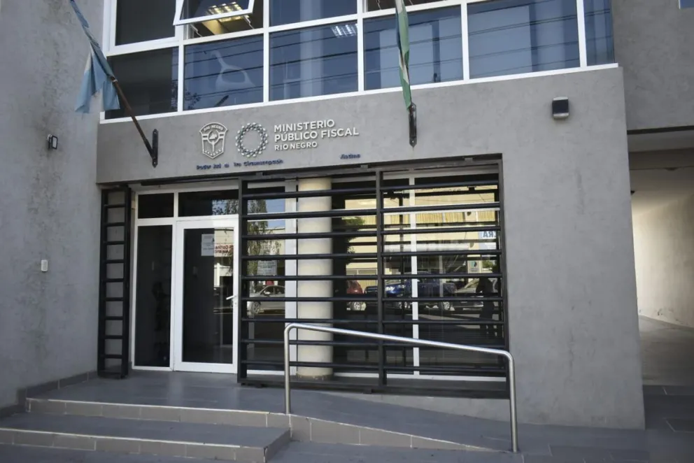 Continúan buscando al adolescente desaparecido en Viedma