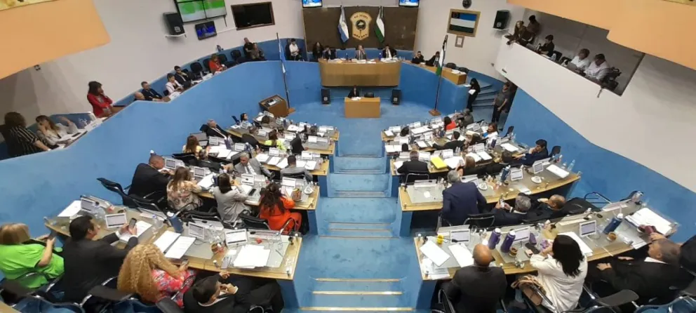 IPROSS: establecen aporte mínimo de los trabajadores y el Estado para mejorar las prestaciones