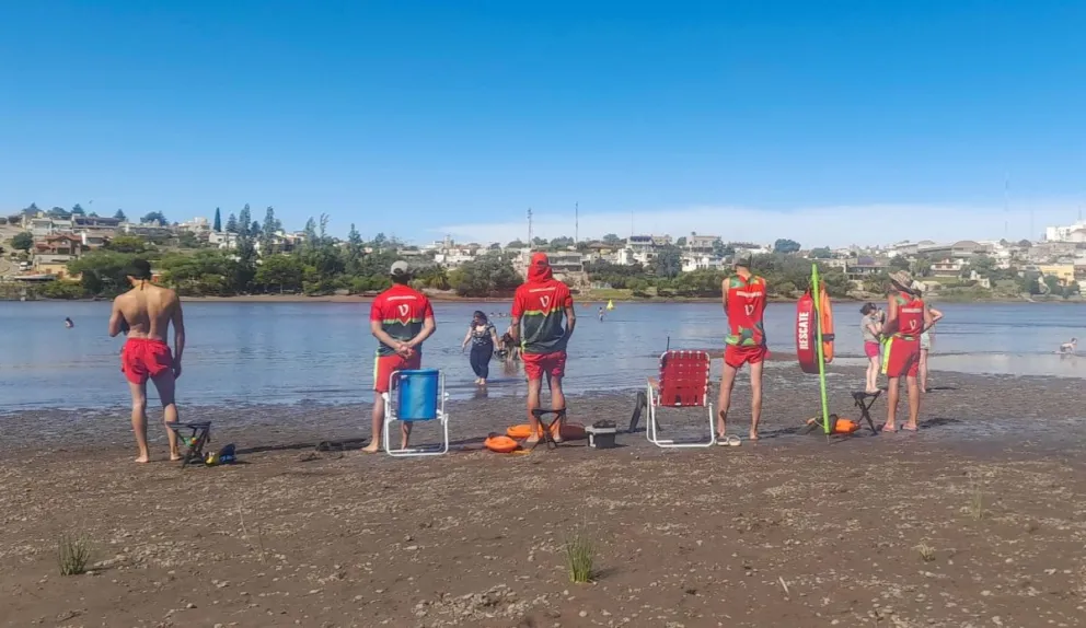 Comenzó el servicio de guardavidas: mirá cuales son las playas habilitadas