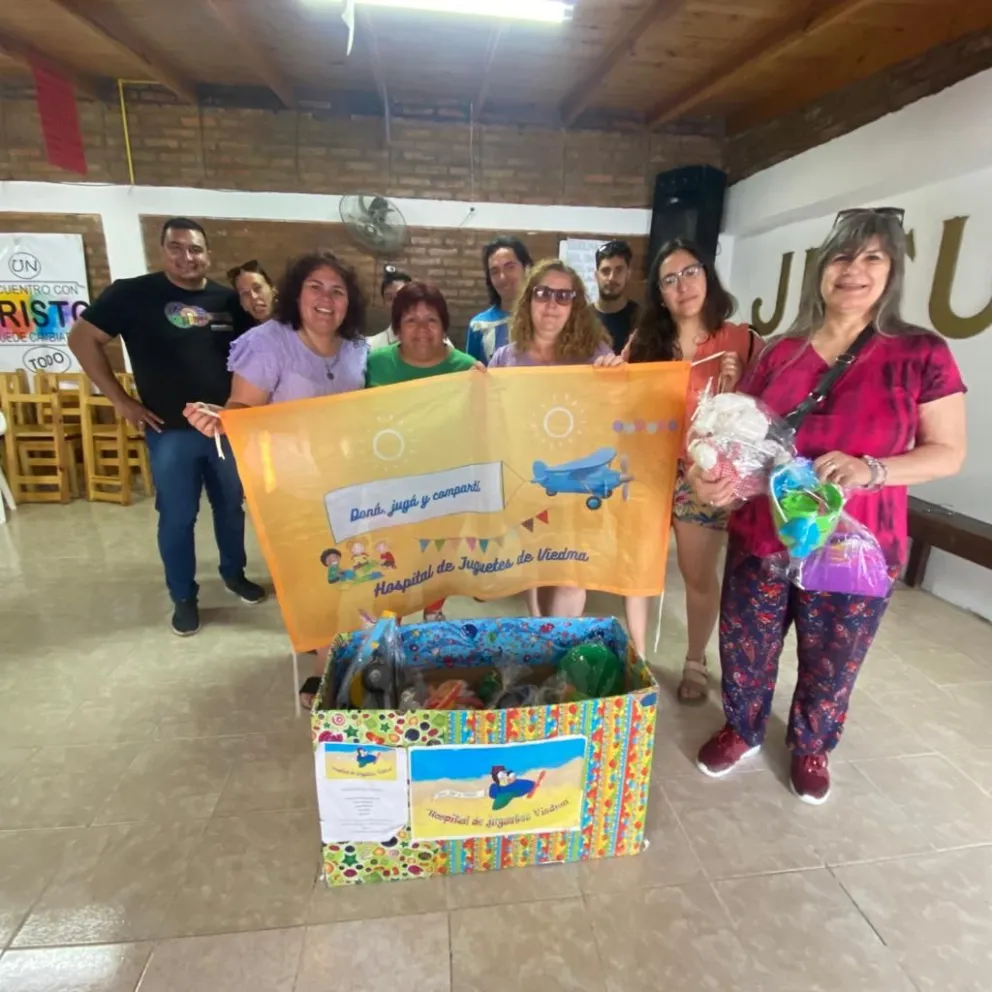 Misión navideña: el Hospital de Juguetes visitó varios barrios populares 