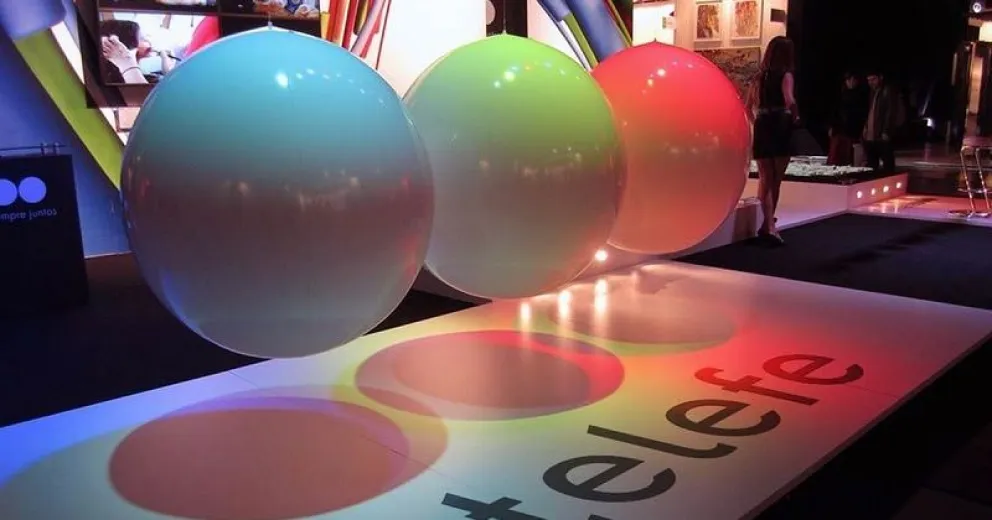 Qué personaje de Telefe rompió con su pareja y decidió emigrar del país