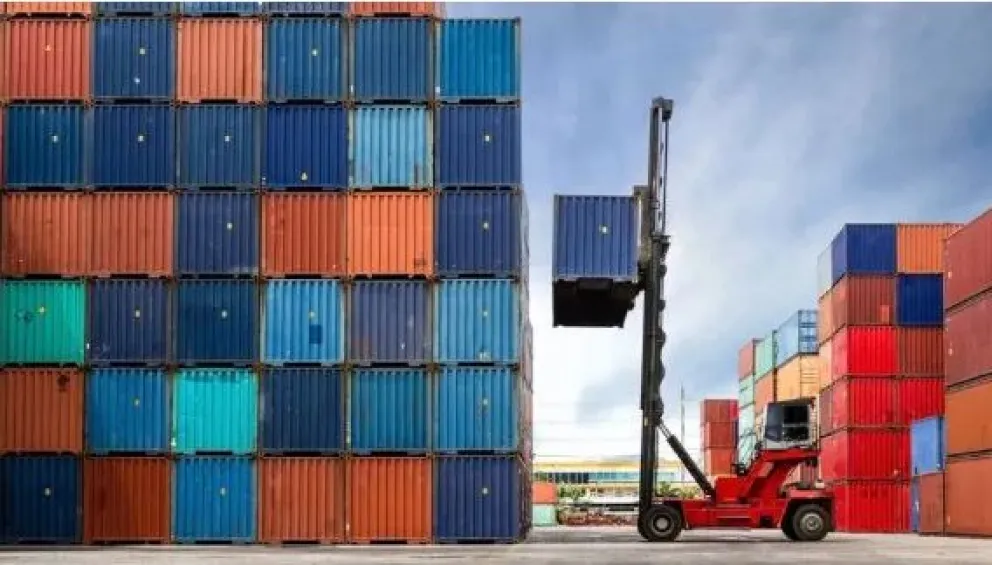 El Banco Central estatiza deuda en dólares de importadores