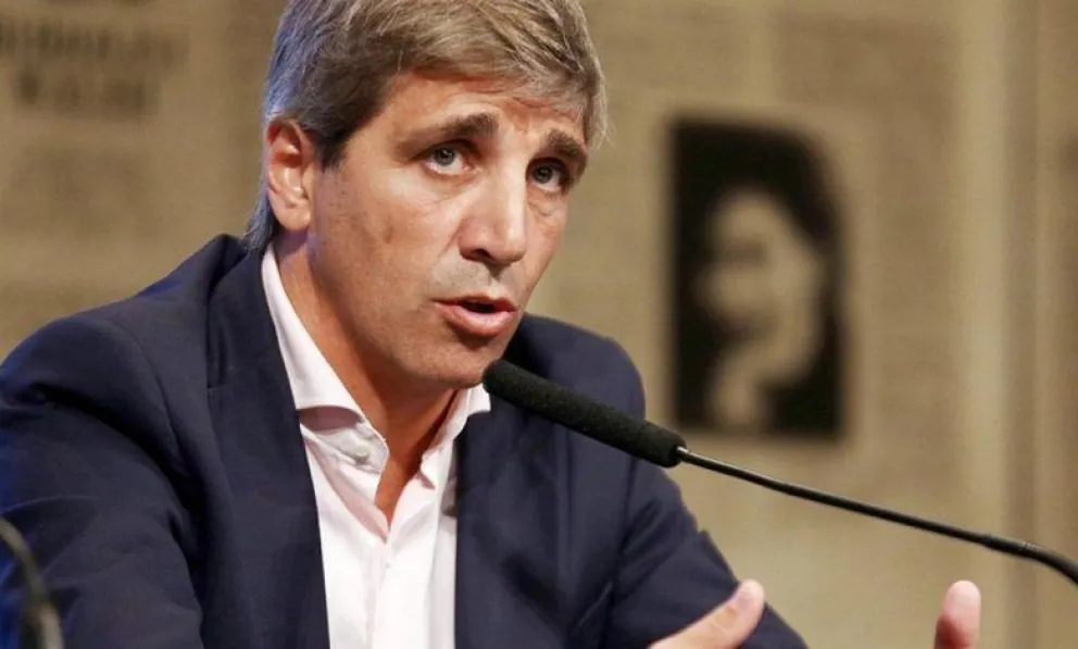 Caputo confirmó que el Gobierno intentará eliminar la fórmula de movilidad jubilatoria