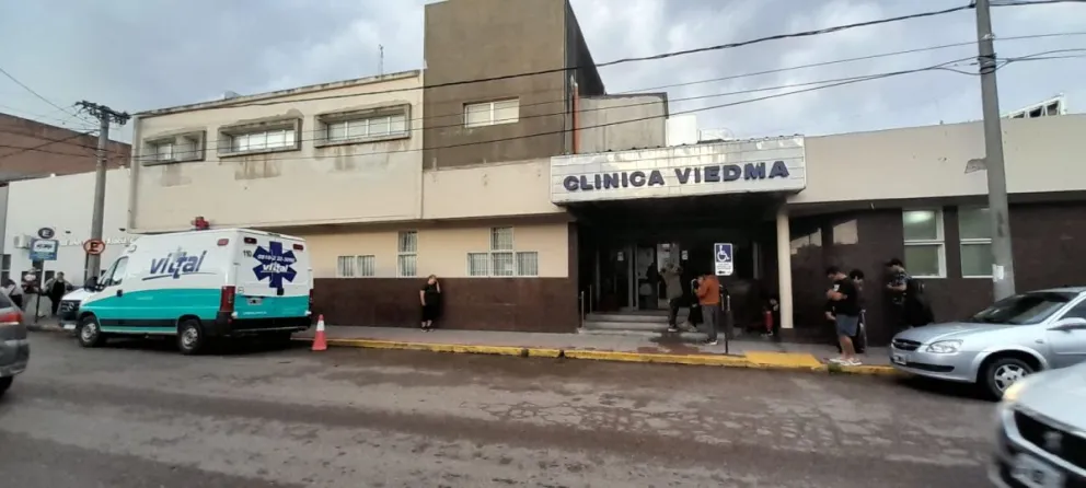La atienden en la Clínica Viedma. 