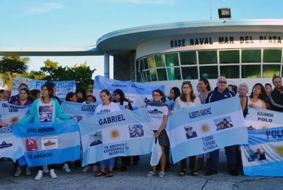 Reclamo por espionaje ilegal: Familiares del ARA San Juan buscan corregir fallo que beneficia a Macri
