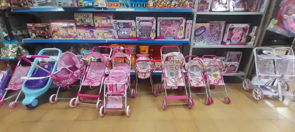 Los juguetes como alternativa para Navidad y Reyes Magos en Viedma: “Tratando de mantener lo que más puedo los precios”