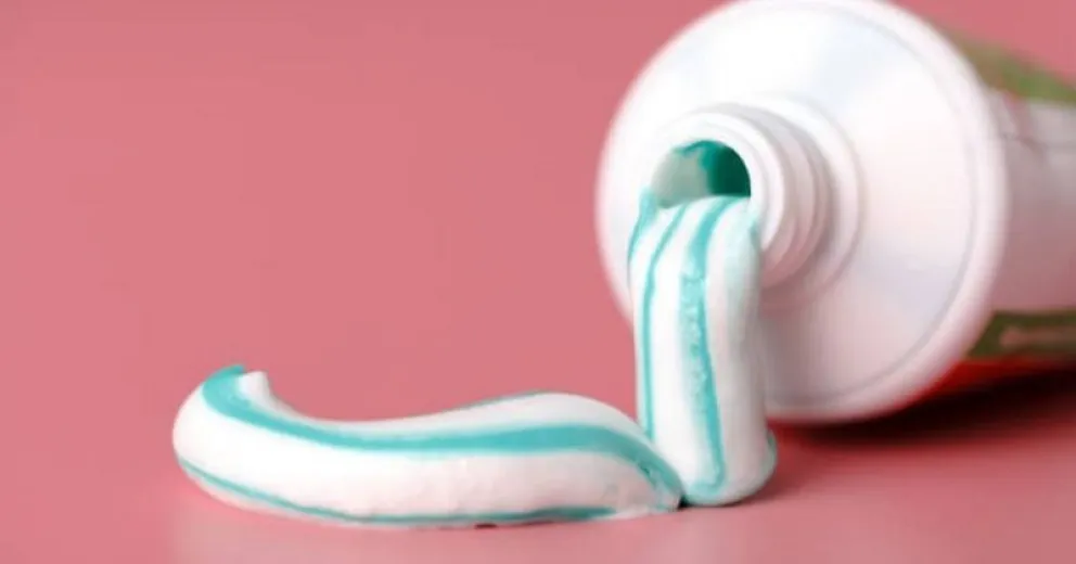 El sorprendente poder de la pasta de dientes más allá de tu sonrisa