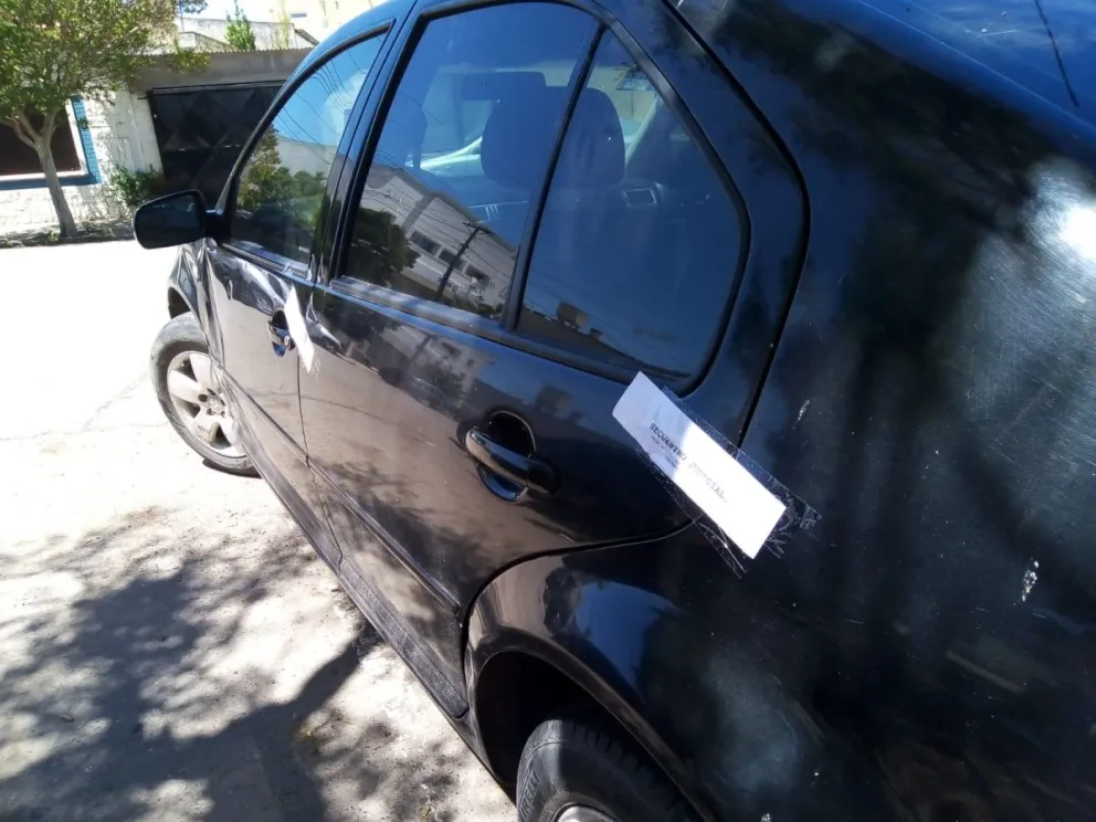 Un motociclista menor de edad sufrió una quebradura en el choque con un auto