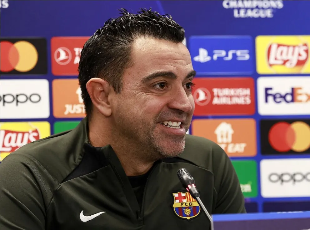 Xavi confirmó el interés del Barcelona por el “Diablito” Echeverri: “Es un futbolista diferencial”