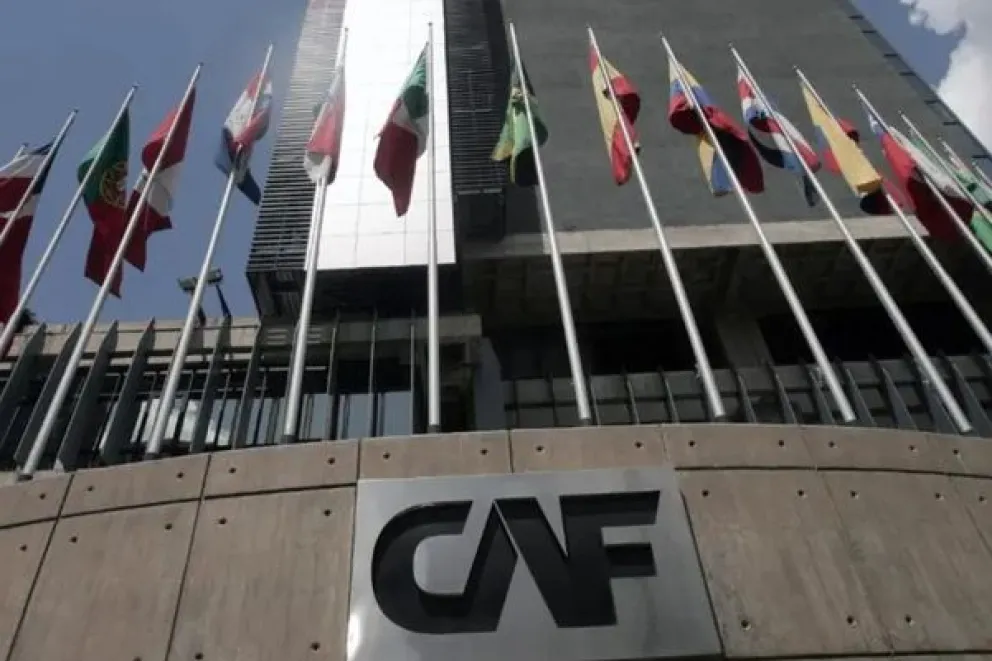 Argentina obtiene préstamo puente para evitar default con el FMI