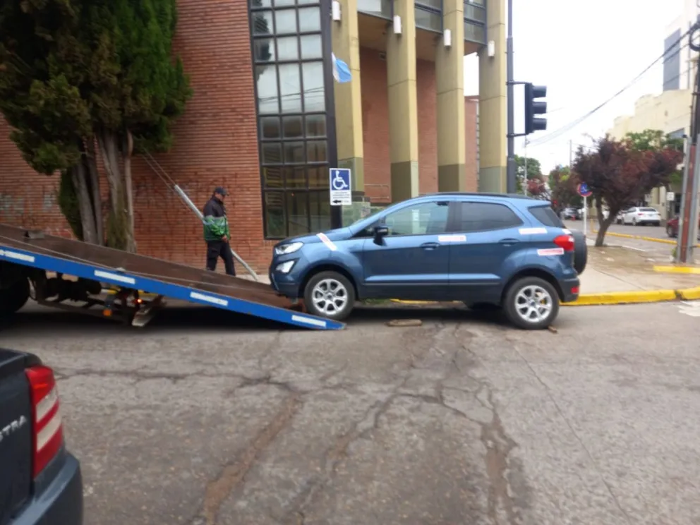 Secuestraron un vehículo que estaba en infracción en Belgrano y San Martín